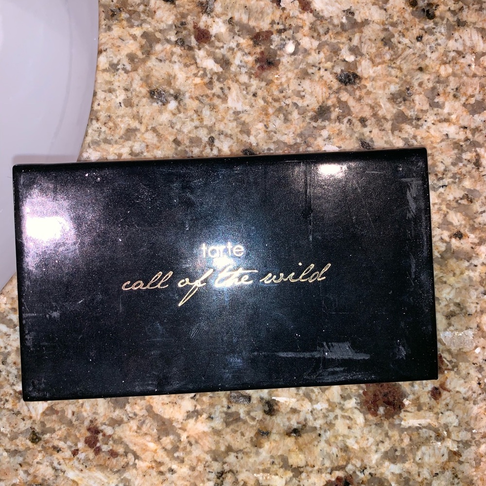 Authentic Tarte “Call of The Wild” palette